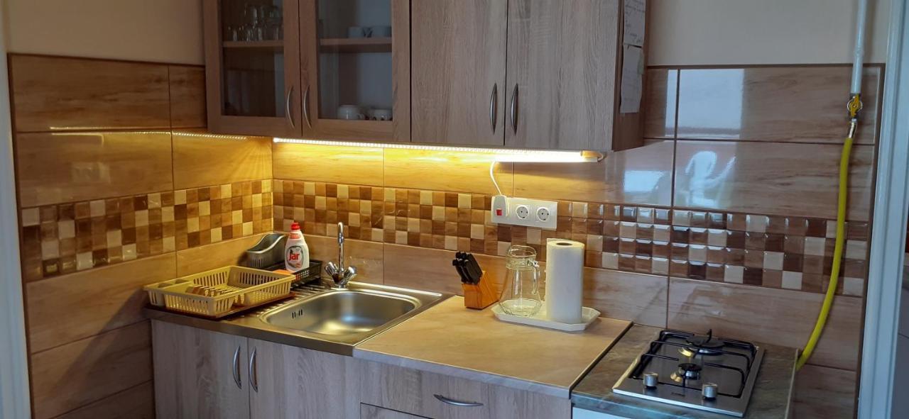 Rozika Apartman Ii. Хайдусобосло Экстерьер фото